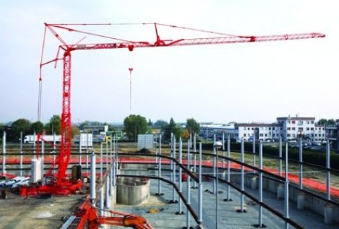Grue - POTAIN IGO T85 - 45 mètres